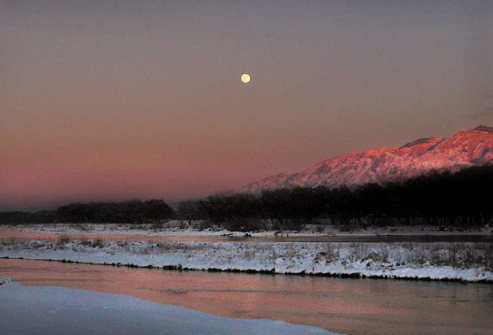 Moonrise Sandia