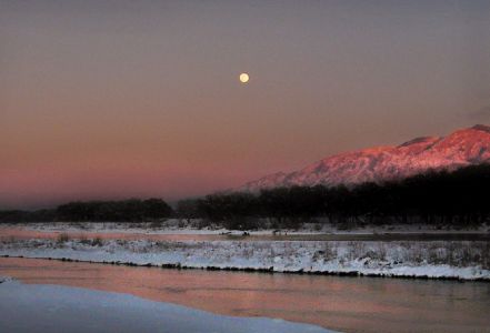 Moonrise Sandia